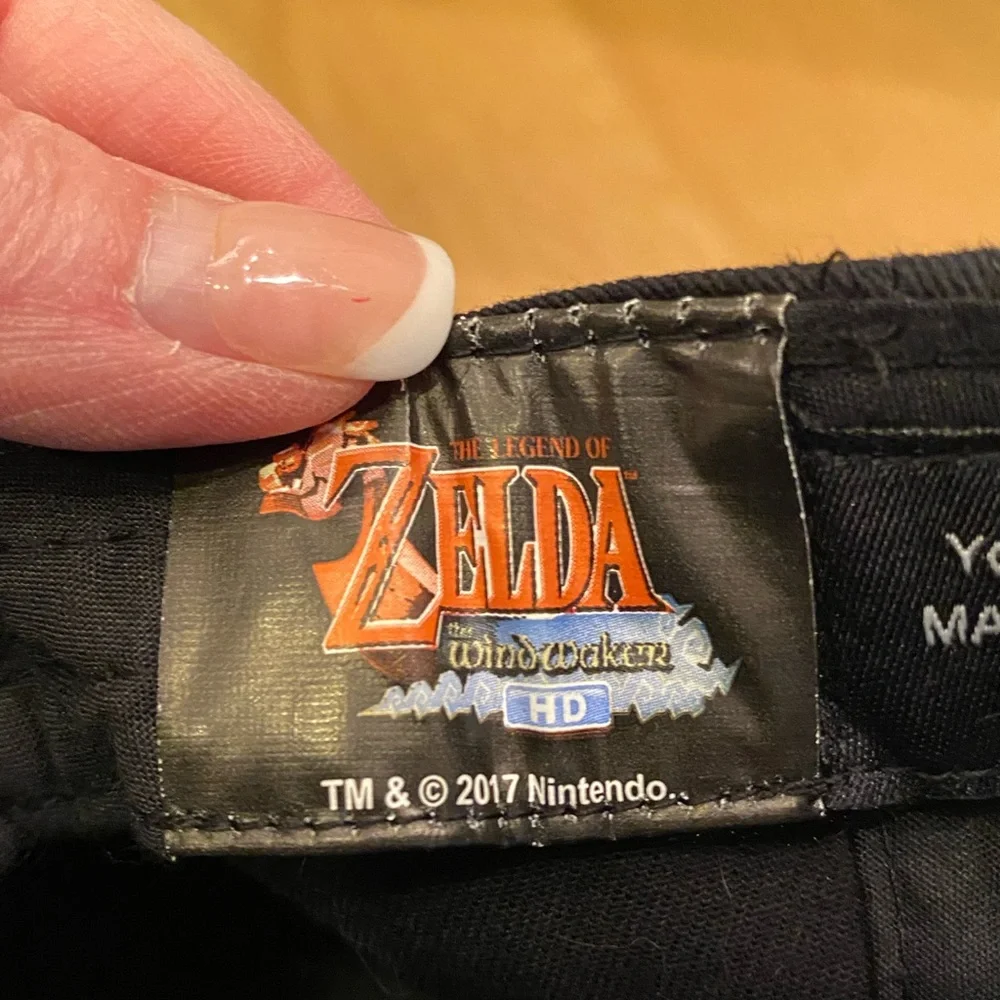Zelda Nintendo Black Hat w Bright Pattern Brim / Gold Logo / Snap Back - Picture 7 of 10